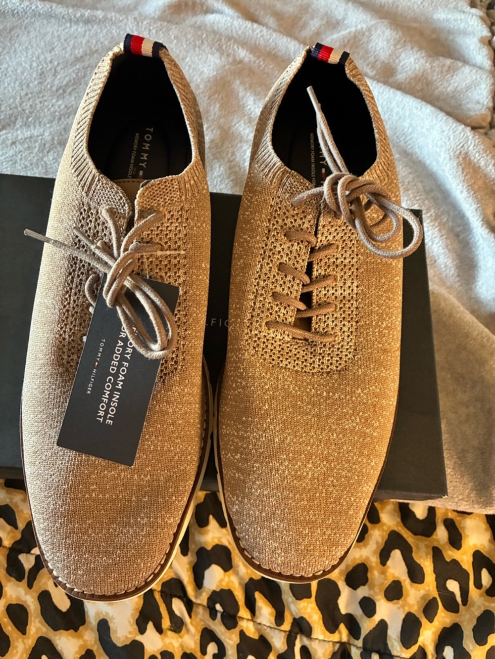 Tommy Hilfiger Men’s Tan Knit Oxford Lace-Up Shoes